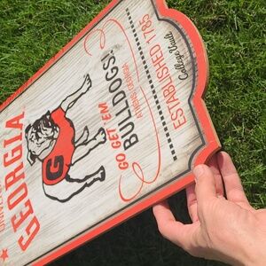 Georgia bulldogs sign UGA